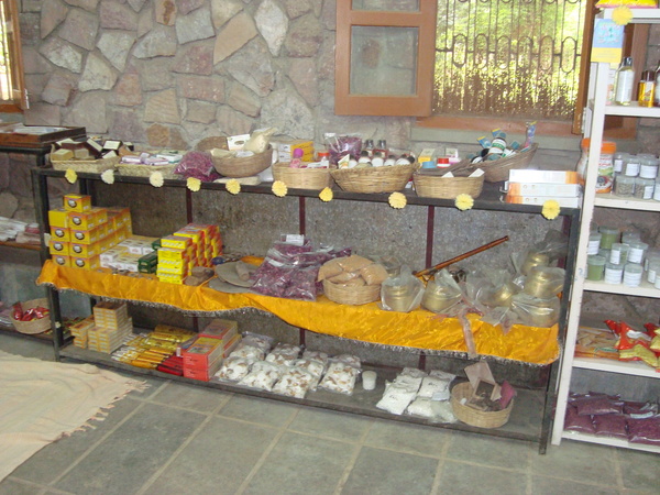 gobar dhoopbatti and neti lotas 600